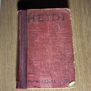 ✴️vtgHeidi by Johanna Spyri